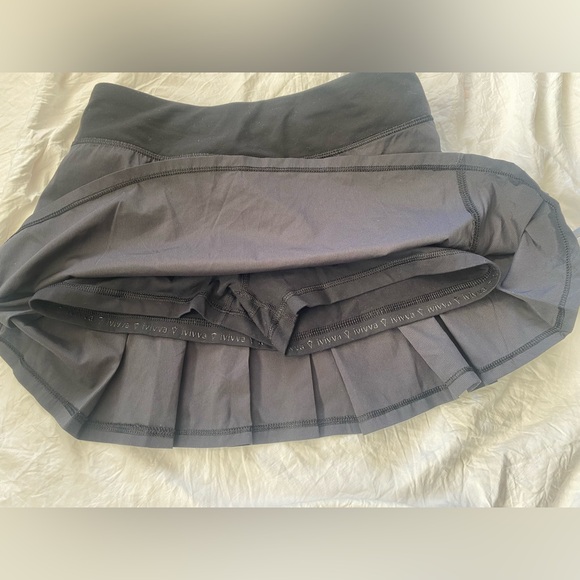 Ivivva Set the Pace skirt - Picture 4 of 4